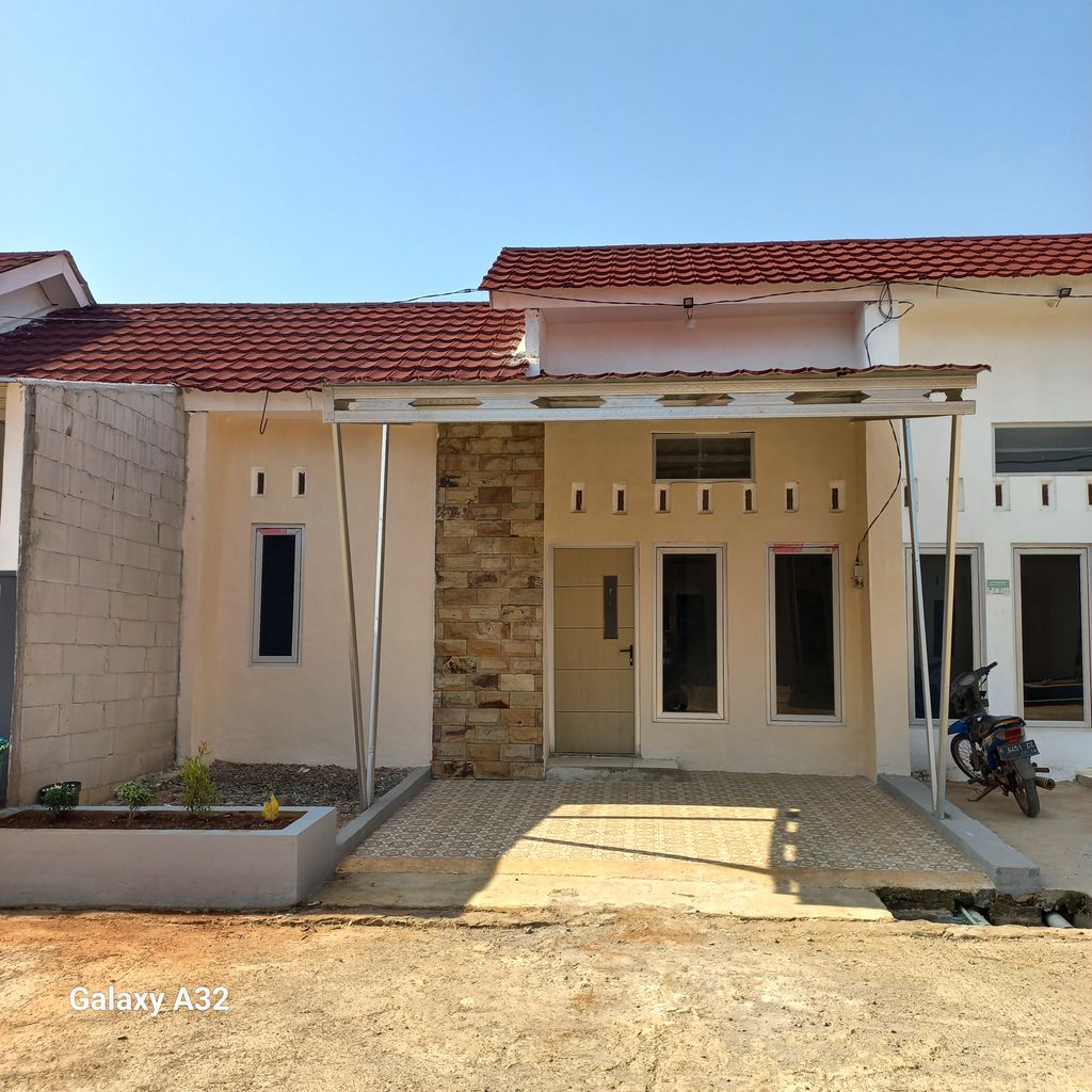 foto tampak rumah tipe Blok J 30/60 perumahan PERUMAHAN MUTIARA HATI 2