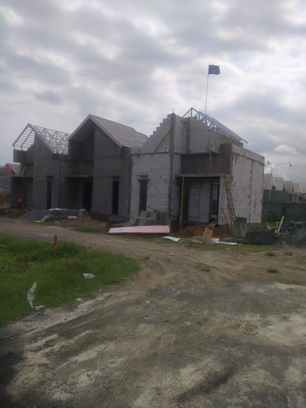 foto posisi tengah perumahan HR RESIDENCE TAHAP 2