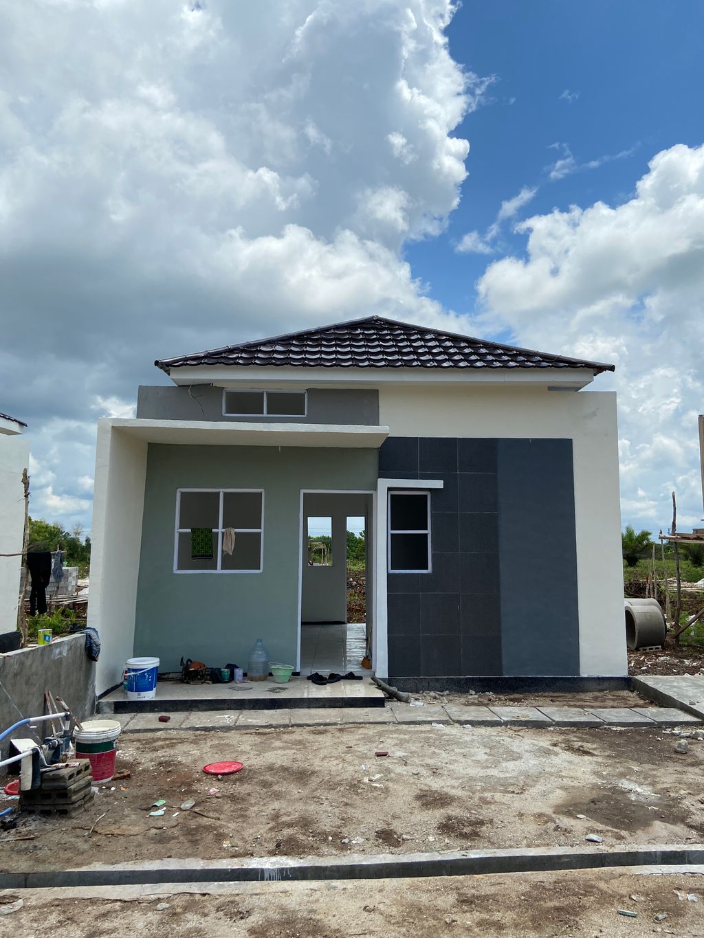 foto tampak rumah tipe Rumah Tinggal Tunggal model 36 perumahan Alam Raya Residence_