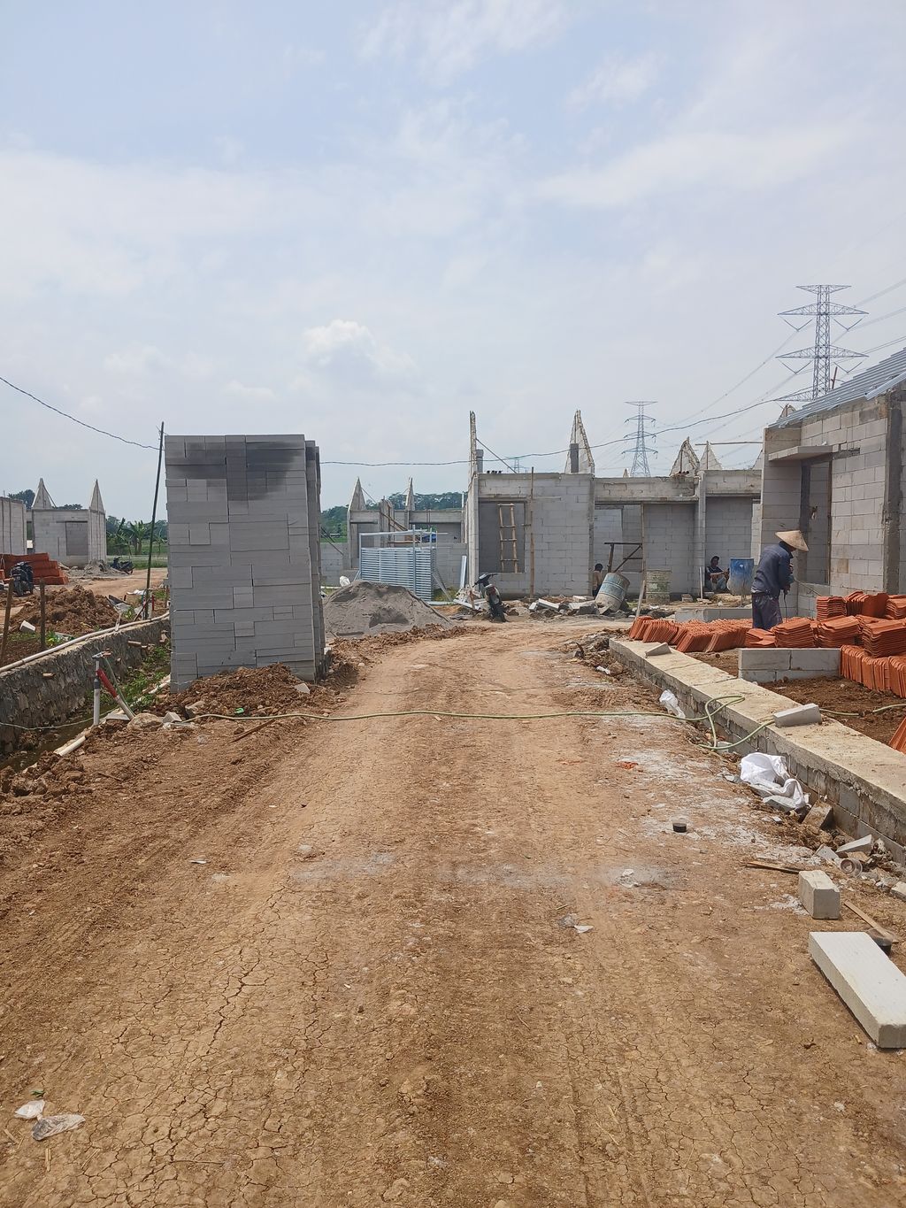 foto gerbang perumahan WESTHOM CAMPUREJO TAHAP 1