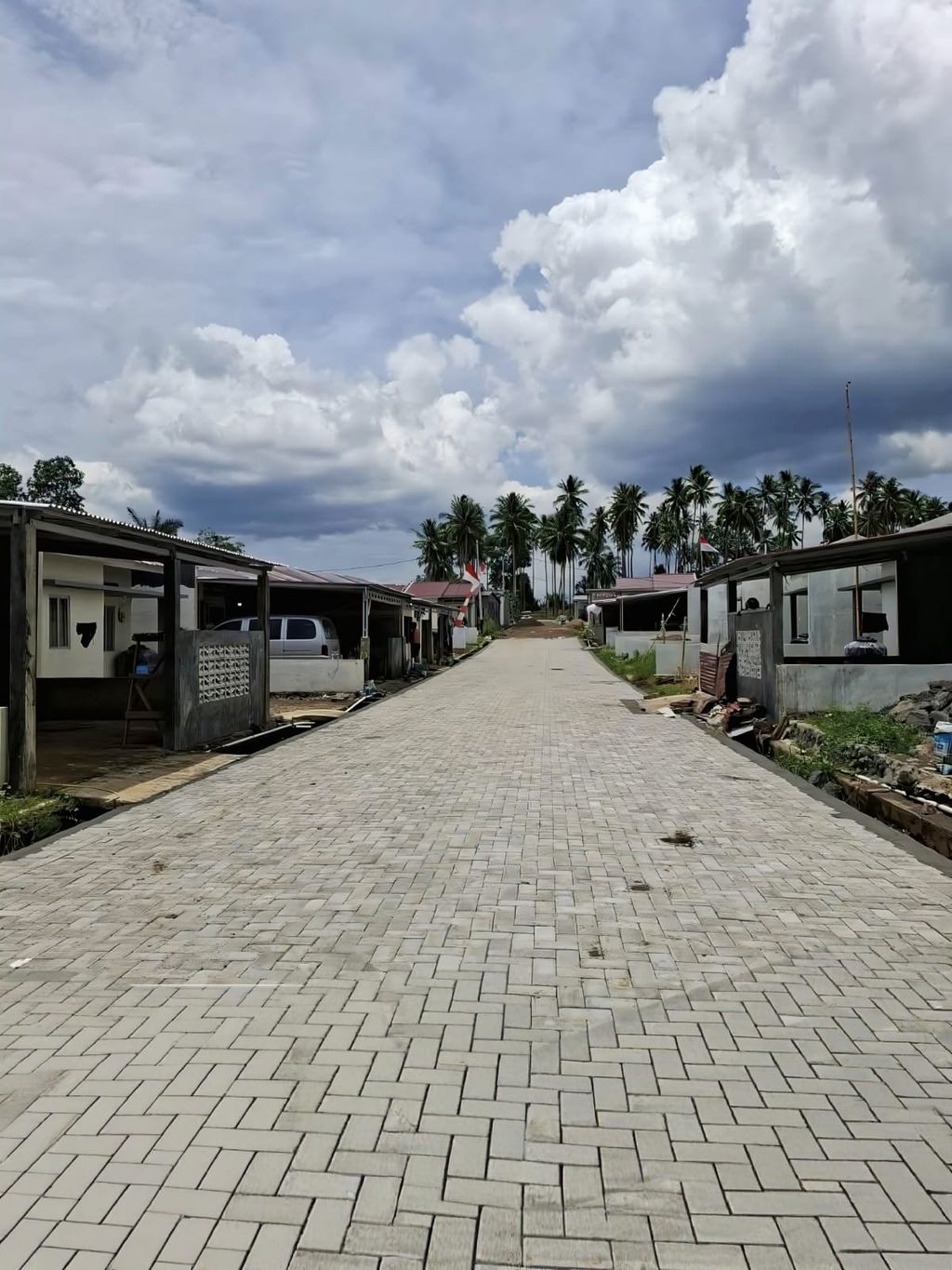 foto posisi tengah perumahan CITRALOKA BUHA 2