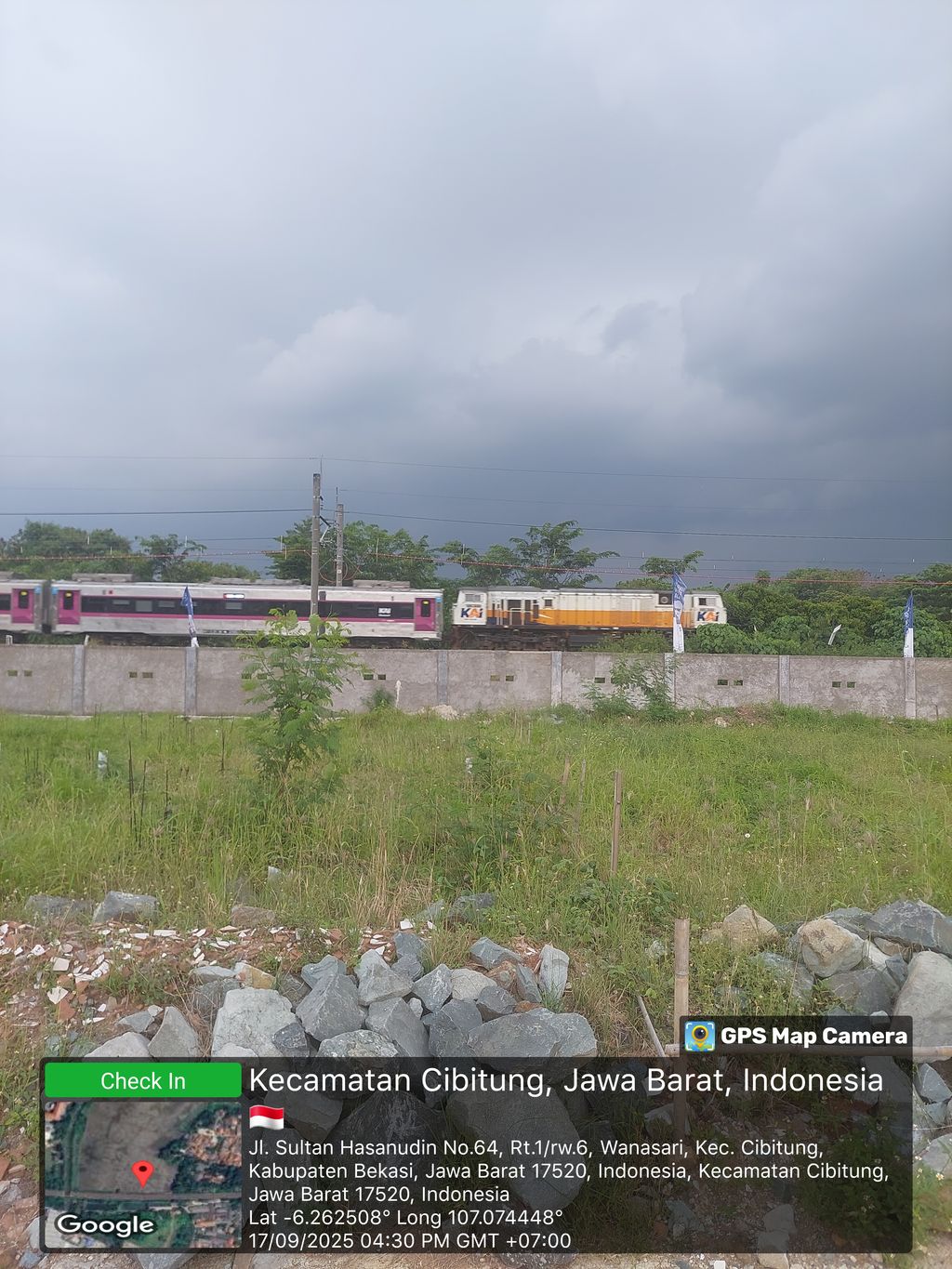 foto posisi tengah perumahan PESONA SERNIA RESIDENCE