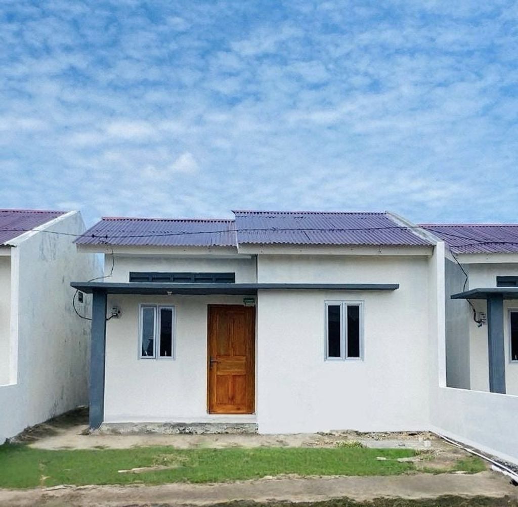 foto tampak rumah tipe LOKA 36 perumahan CITRALOKA BUHA 2