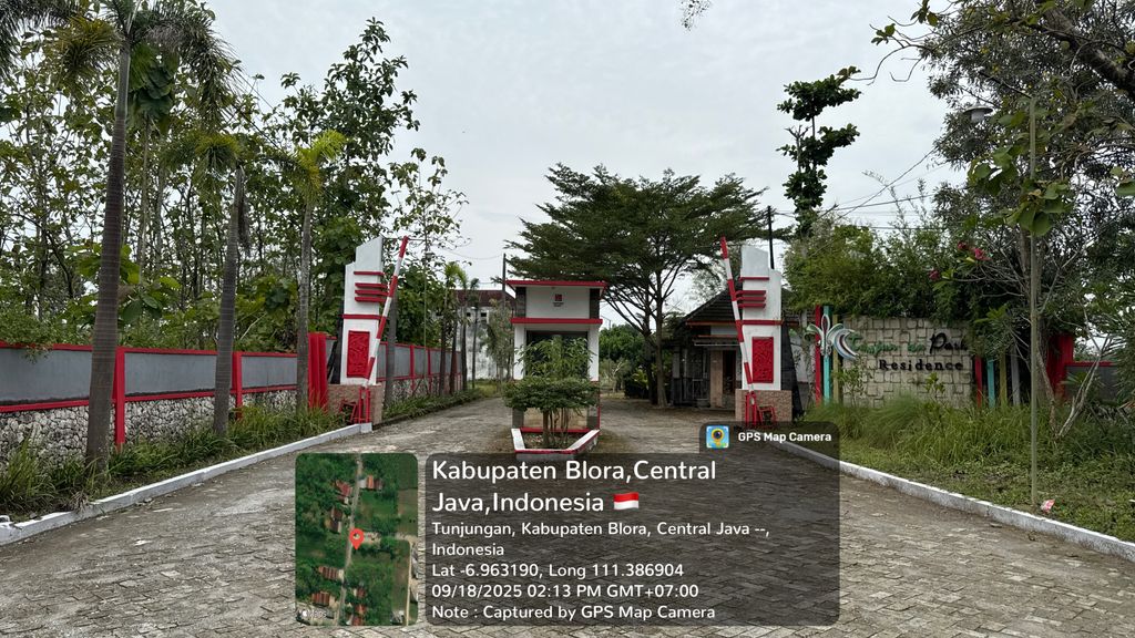 foto gerbang perumahan Tunjungan Park Residence