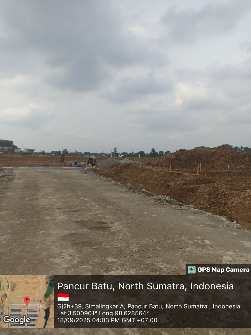 foto posisi tengah perumahan KOTA MANDIRI BEKALA CLUSTER HEVEA