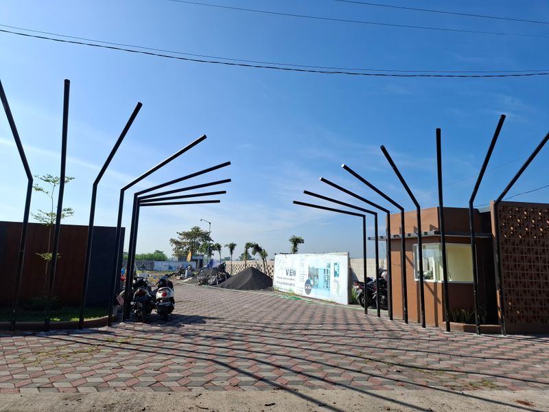 foto posisi tengah perumahan PERUMAHAN PLATARAN VIEW