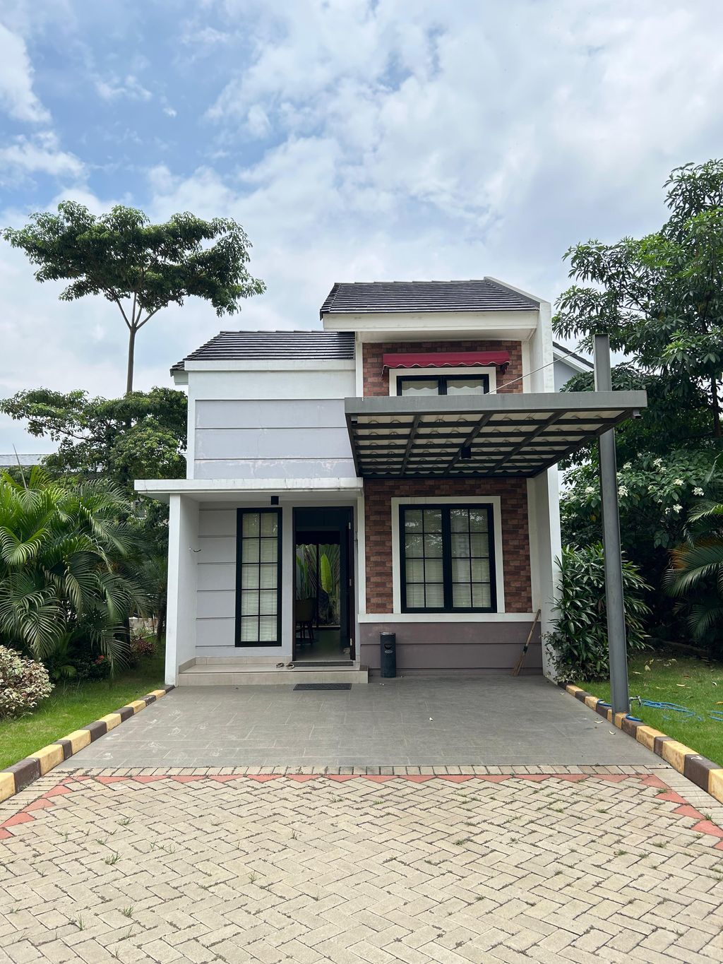 foto tampak rumah tipe RTD 52,5 perumahan BRITANIA