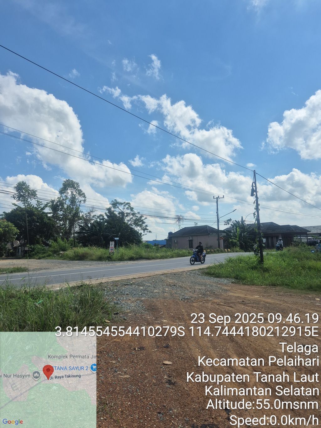 foto gerbang perumahan ISTANA MERATUS