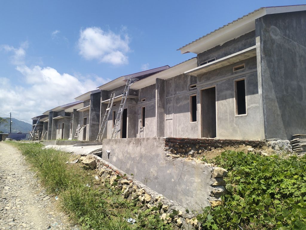 foto posisi tengah perumahan PERUMAHAN GRIYA PERMATA INDAH