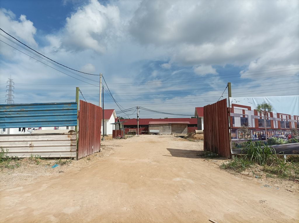 foto gerbang perumahan GREEN SP LAND