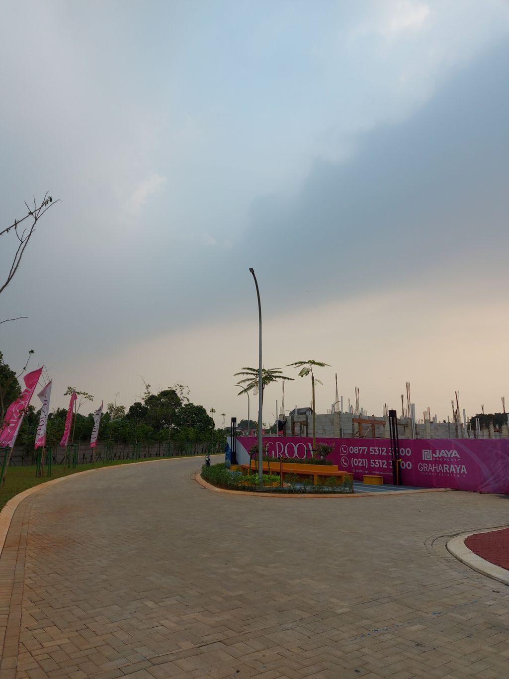 foto posisi tengah perumahan FORTUNE GROOVE GRAHA RAYA