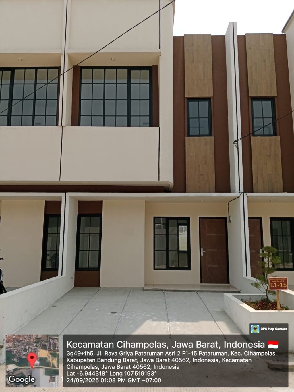 foto tampak rumah tipe 47 Compact High Ceiling (3KT) (374) perumahan Griya Pataruman Asri 2