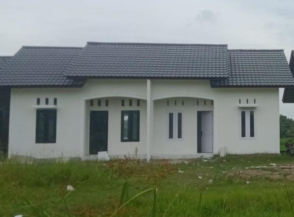 foto tampak rumah tipe 36 perumahan BUMI LAND