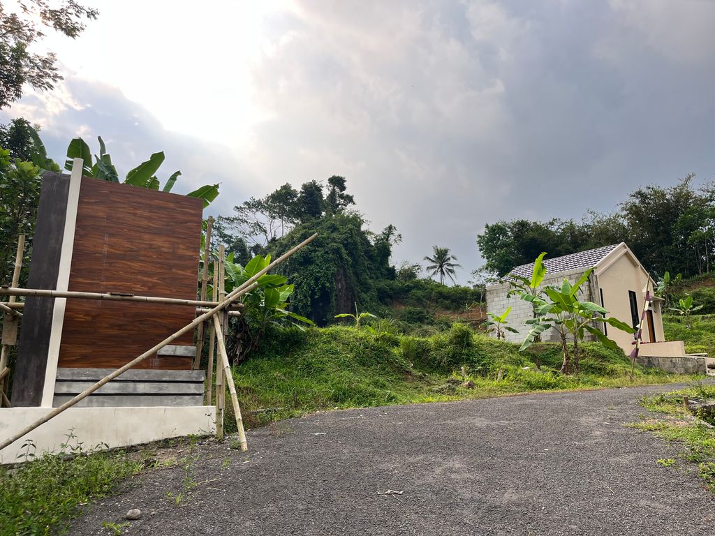 foto gerbang perumahan Bumi Anggrek Regency