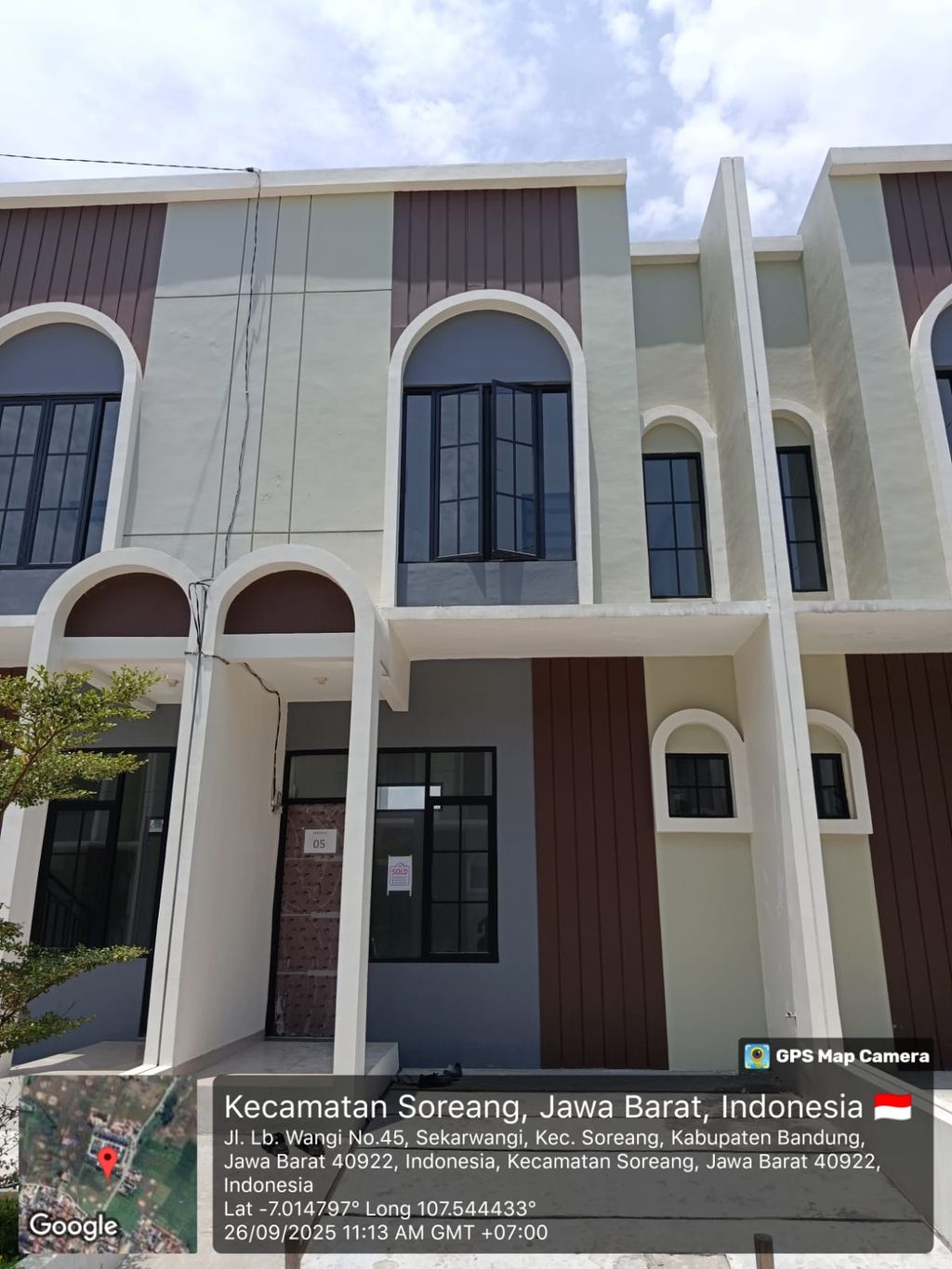 foto tampak rumah tipe 50 Compact 3 Kamar HC (579) perumahan Seroja Home Residence 4