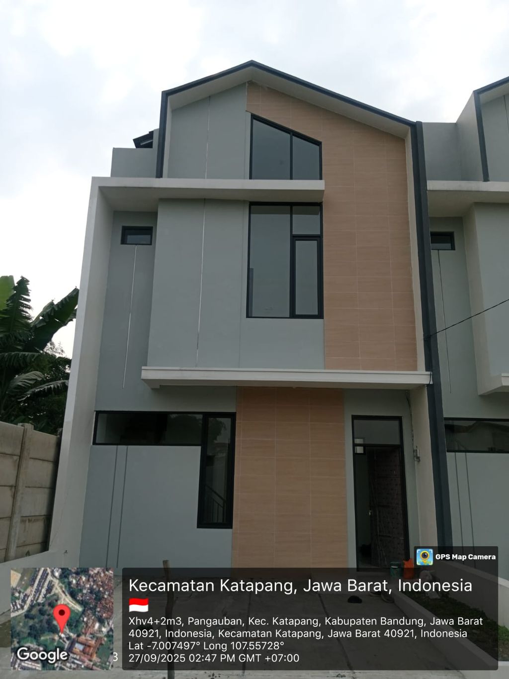 foto tampak rumah tipe 50 Compact (3 Kamar) High Ceiling (406) perumahan G-Land Katapang Residence 1