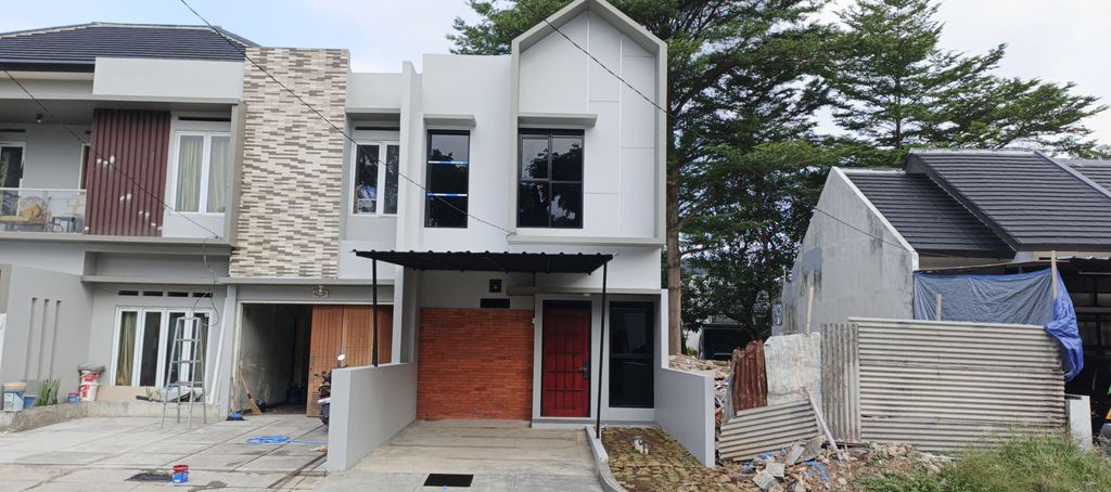 foto tampak rumah tipe 47 perumahan Kamayangan Residence