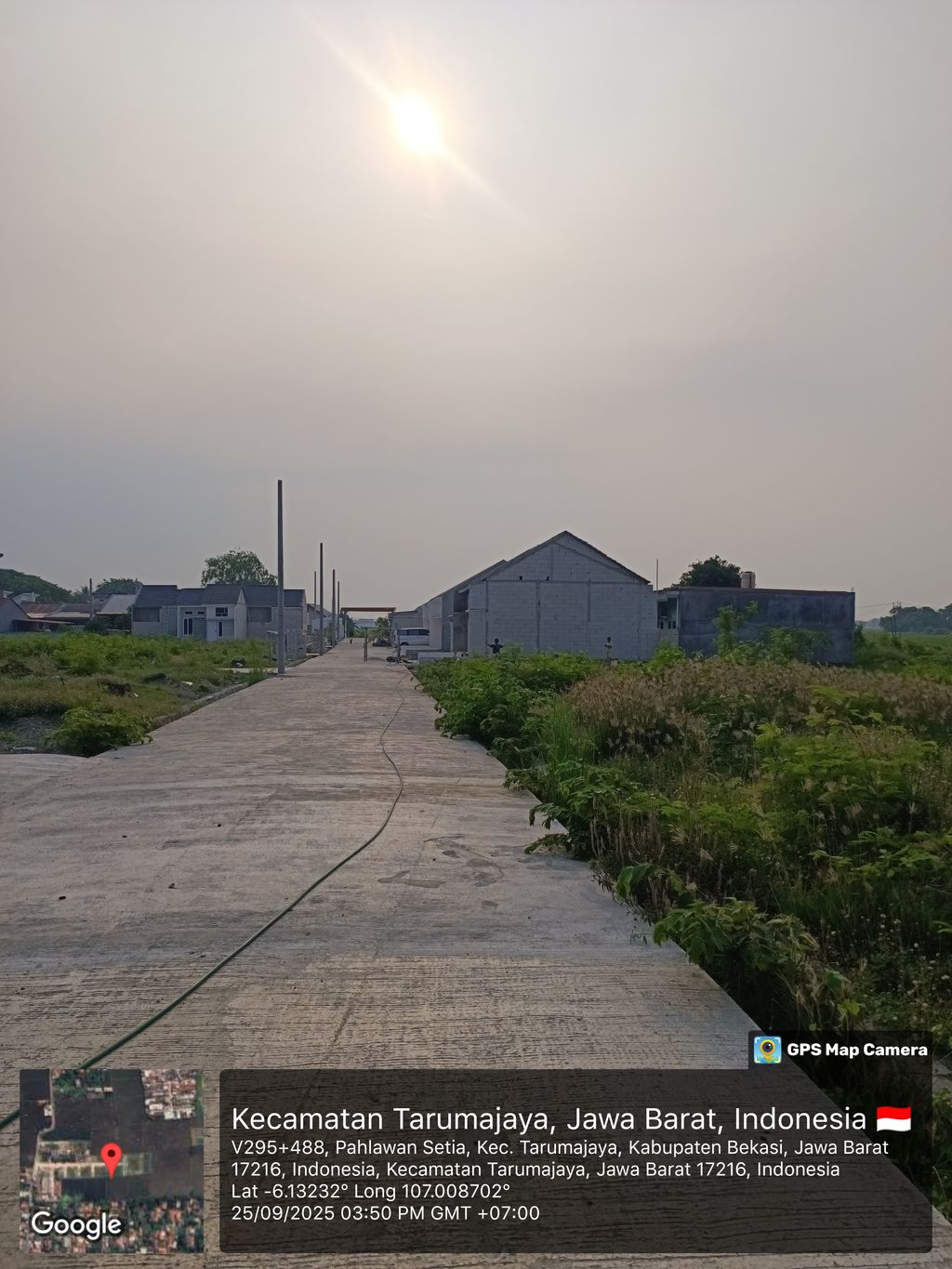 foto posisi tengah perumahan BHAGASKARA RESIDENCE