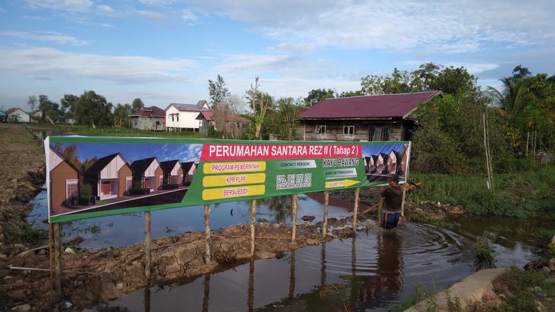 foto gerbang perumahan SANTARA Rez II