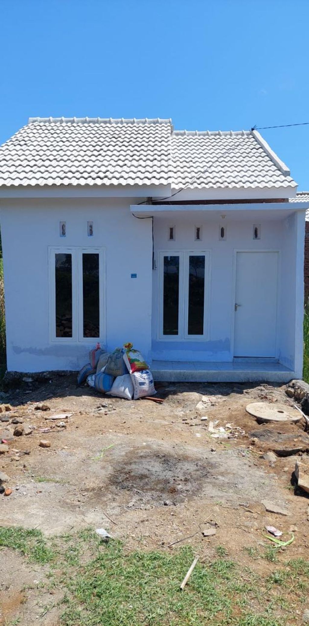 foto tampak rumah tipe subsidi 72 perumahan PANTAI MENTARI
