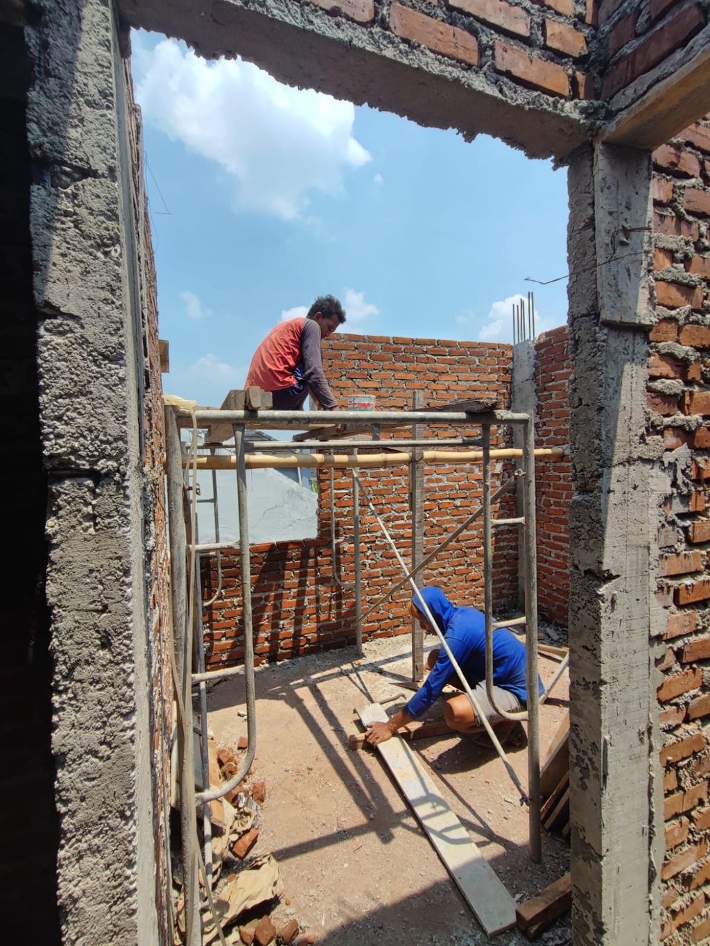 foto tampak rumah tipe 90 (B15) perumahan Kopo Harmonis Townhouse