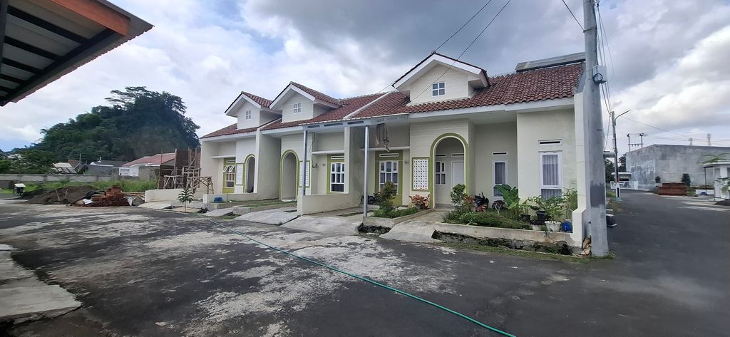 foto contoh rumah perumahan CLUSTER MARGAMULYA INDAH REGENCY