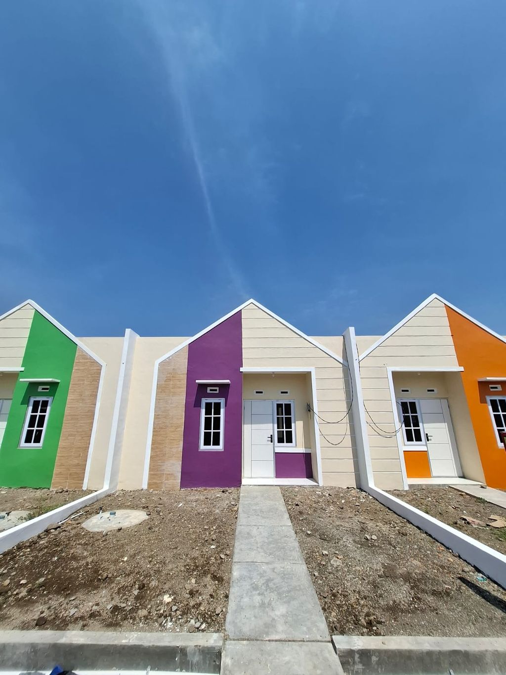 foto contoh rumah perumahan KANAYA LAND 14