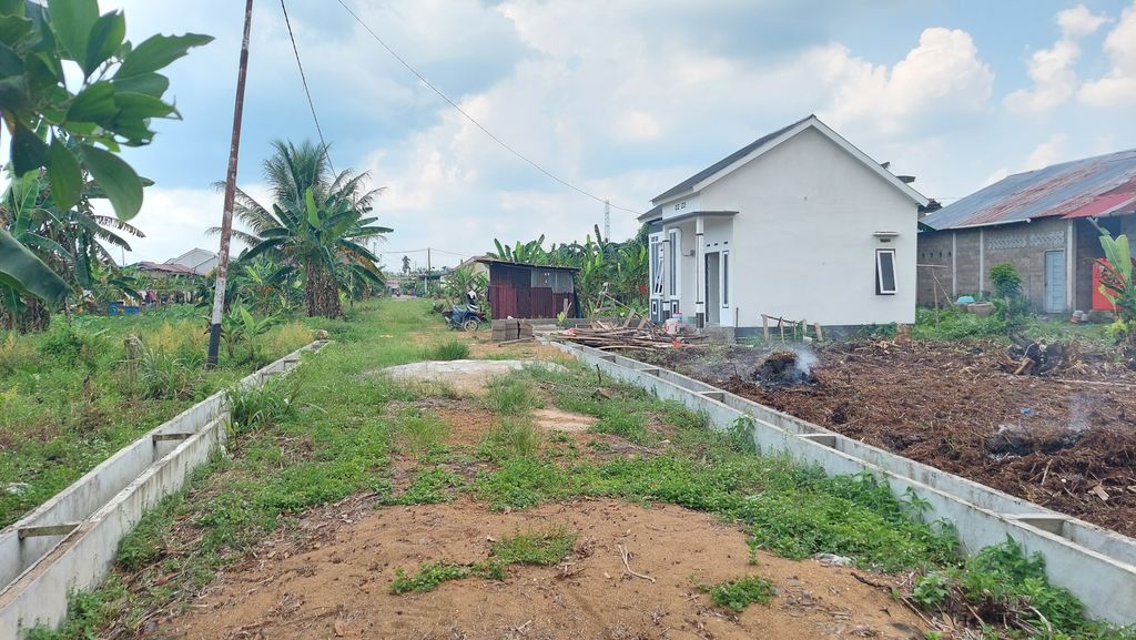 foto posisi tengah perumahan HARMAN KHATULISTIWA