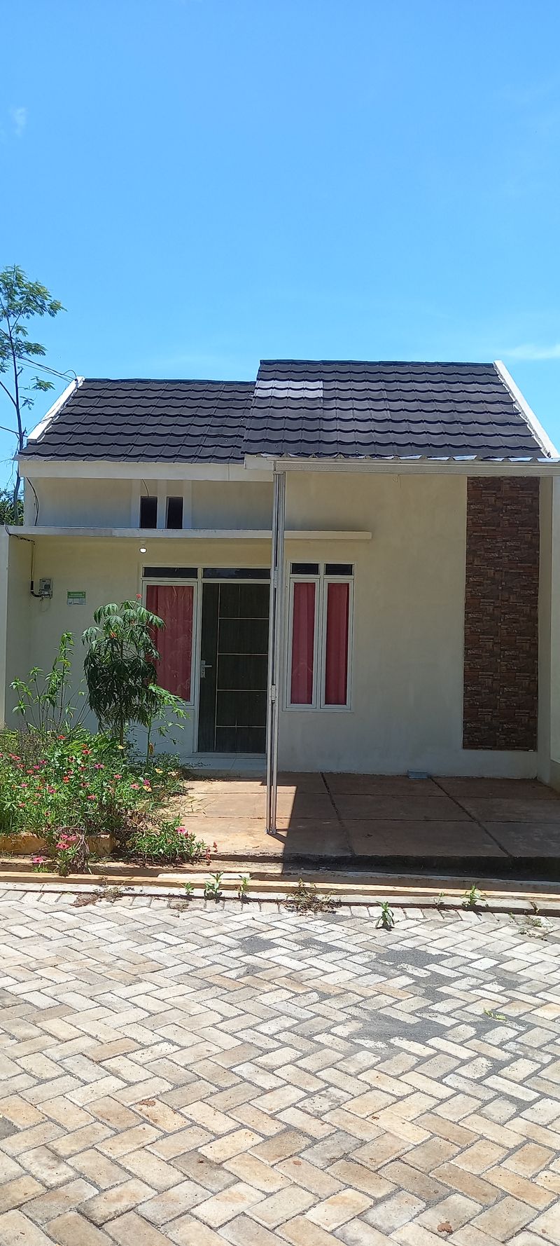 foto contoh rumah perumahan perumahan kandeman residence