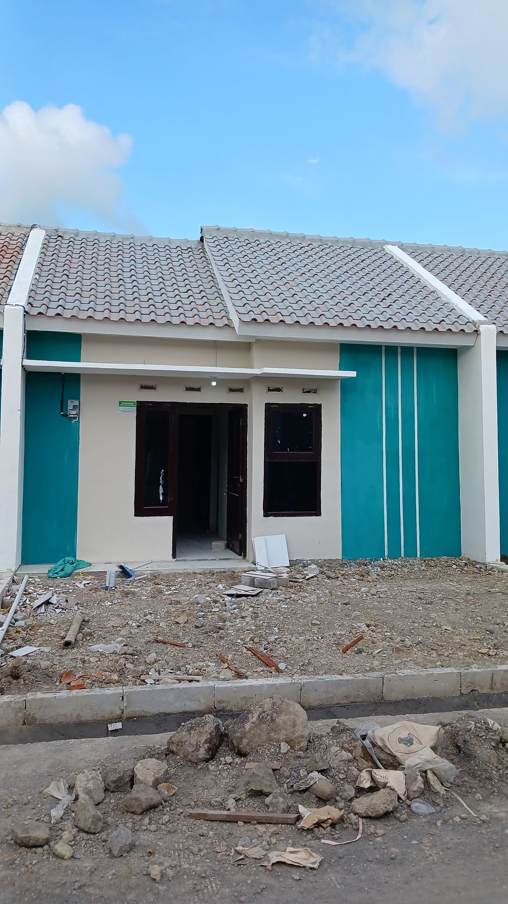 foto tampak rumah tipe 30/60 perumahan GRIYA BABALAN ASRI