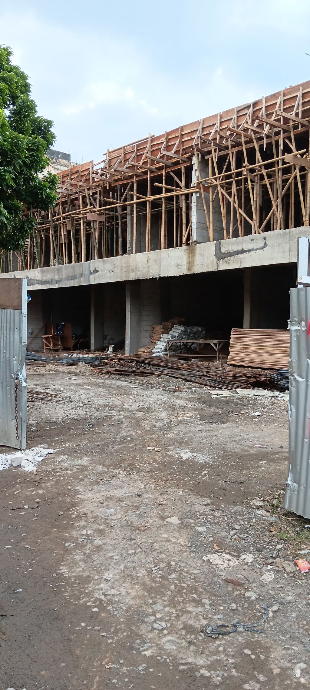 foto gerbang perumahan Kebagusan Point