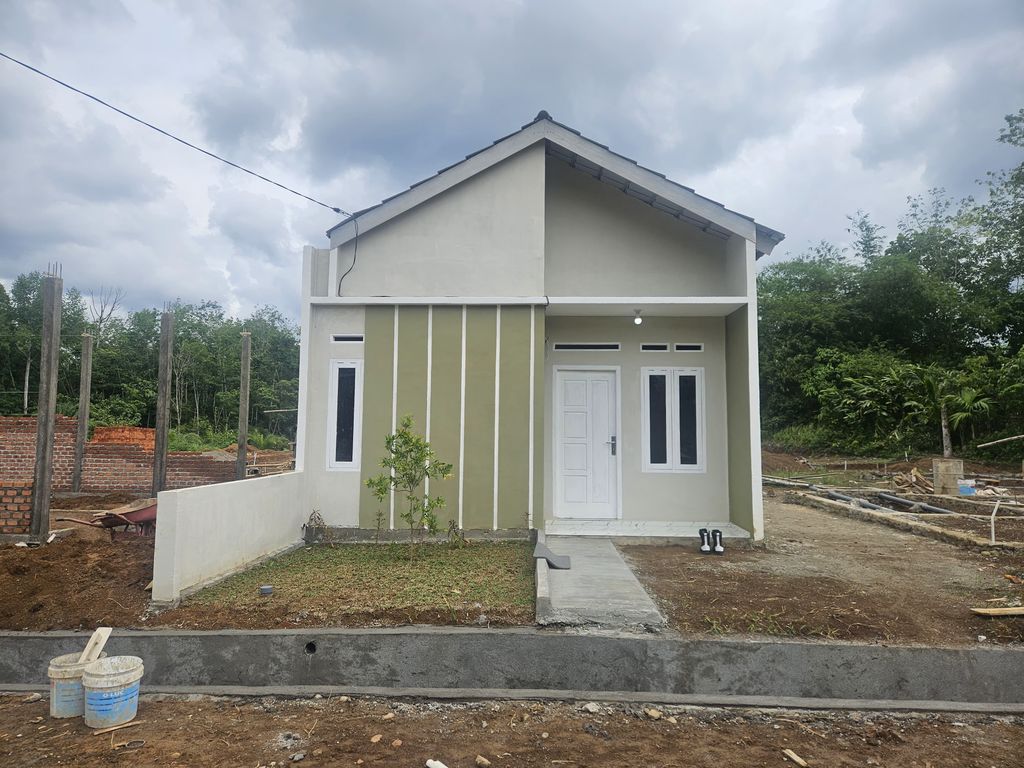 foto contoh rumah perumahan GRAND SHAKILA