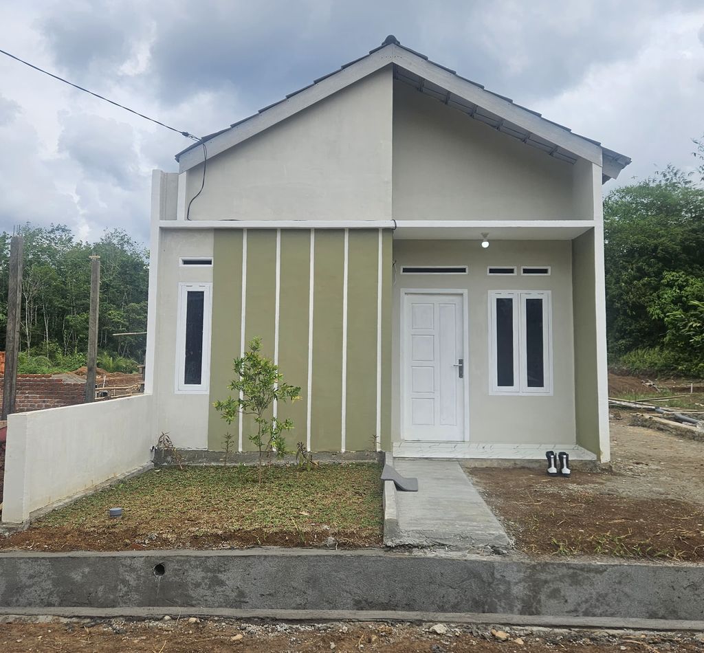 foto tampak rumah tipe 36 perumahan GRAND SHAKILA