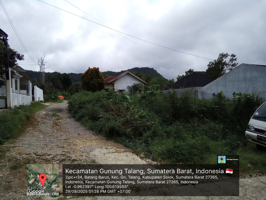 foto gerbang perumahan PERMATA KAYU ARO