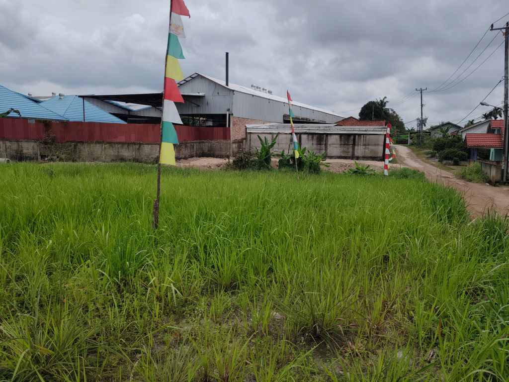 foto posisi tengah perumahan GRAND PESANTREN VILLAGE