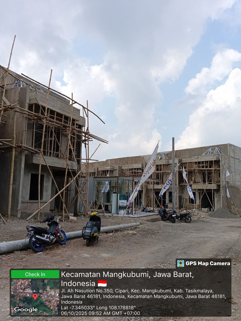 foto posisi tengah perumahan PERUMAHAN D'ROYALE MEDINA