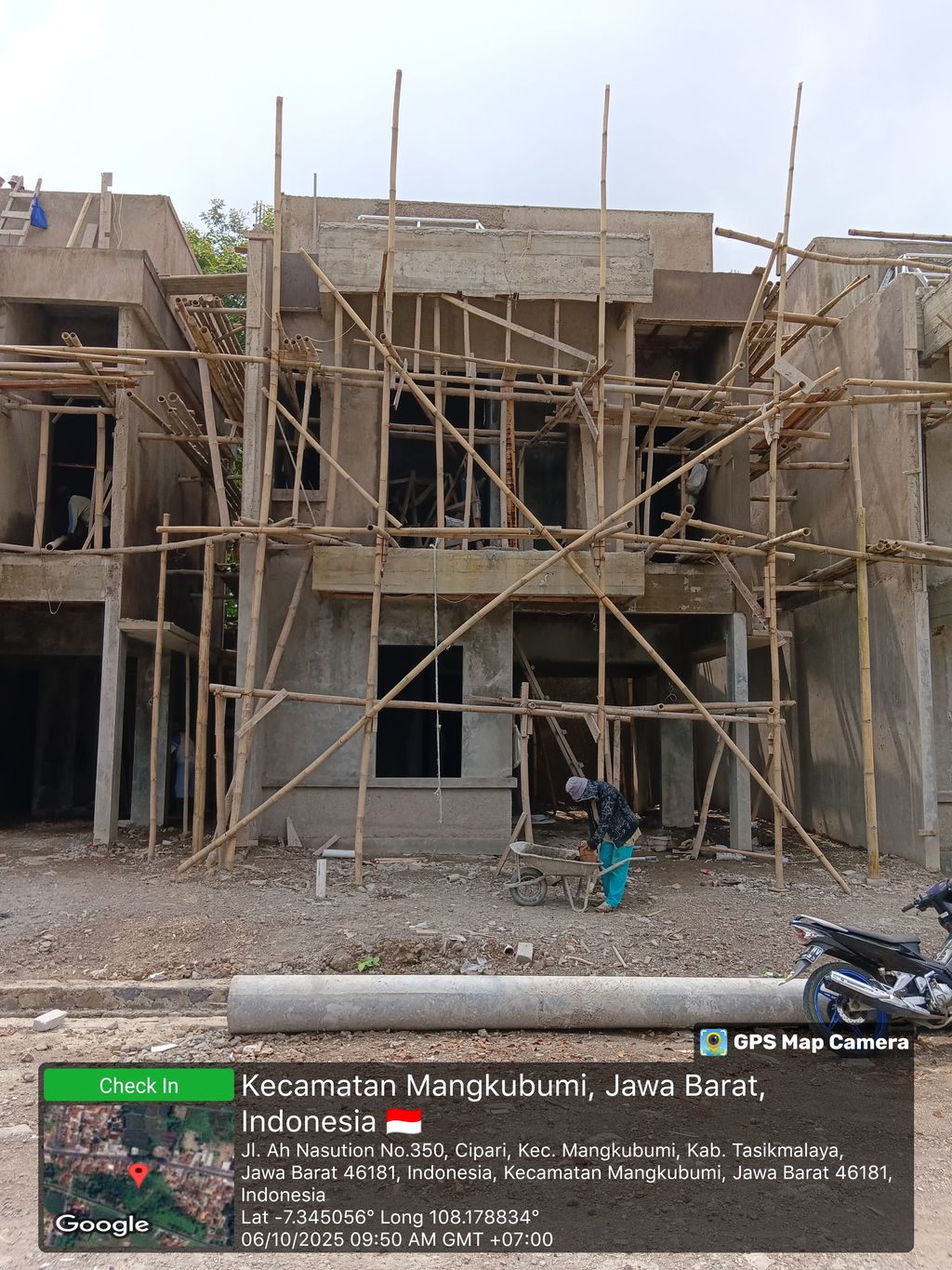 foto contoh rumah perumahan PERUMAHAN D'ROYALE MEDINA