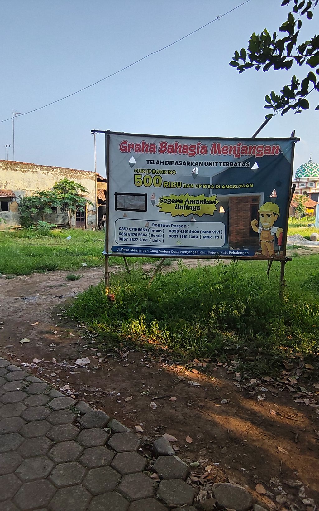 foto gerbang perumahan GRAHA BAHAGIA MENJANGAN