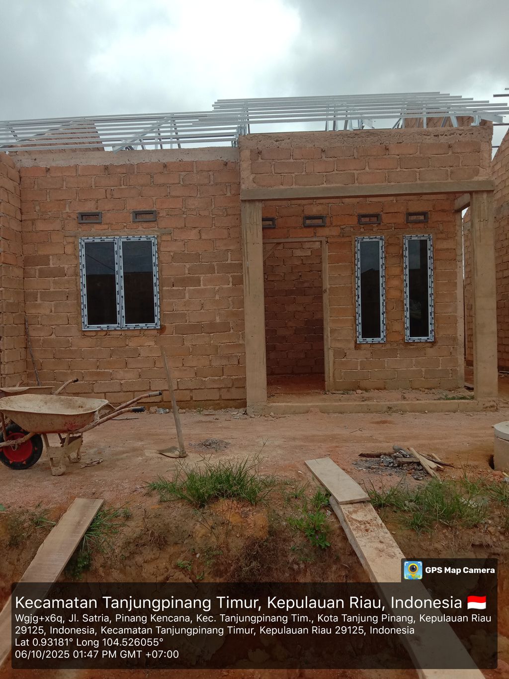 foto contoh rumah perumahan TAMAN DELI RESIDENCE