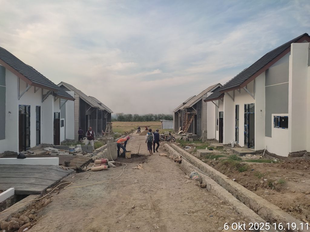 foto posisi tengah perumahan KEANDRA SKY VIEW