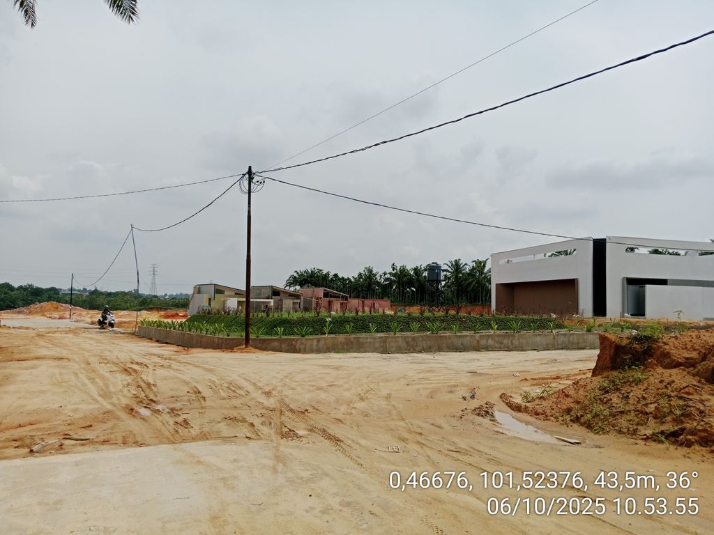 foto posisi tengah perumahan Naung Arum At Mentangor