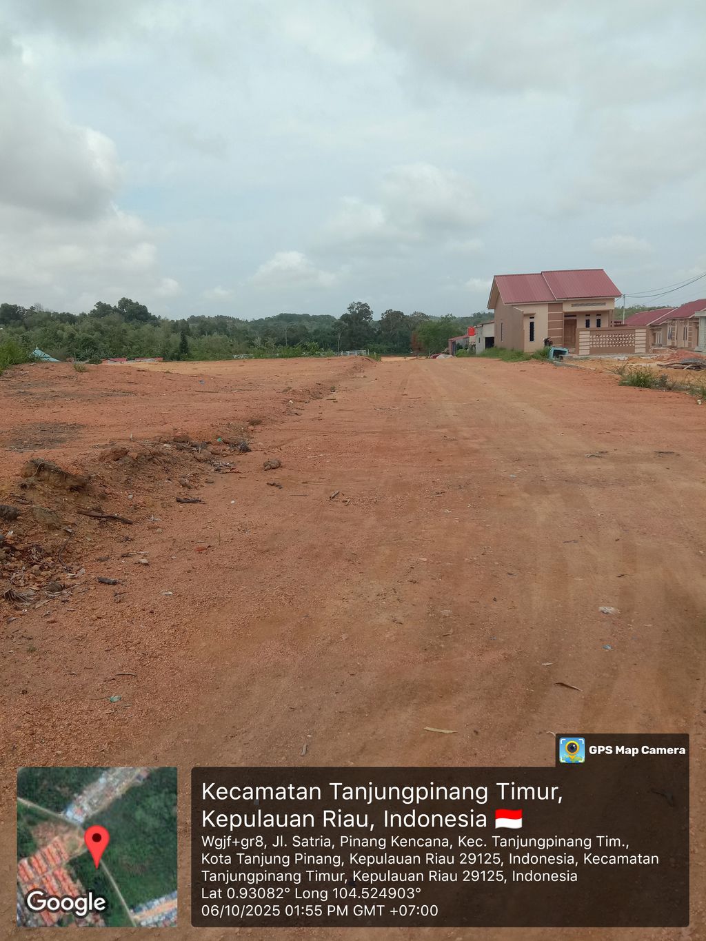 foto gerbang perumahan TAMAN DELI RESIDENCE