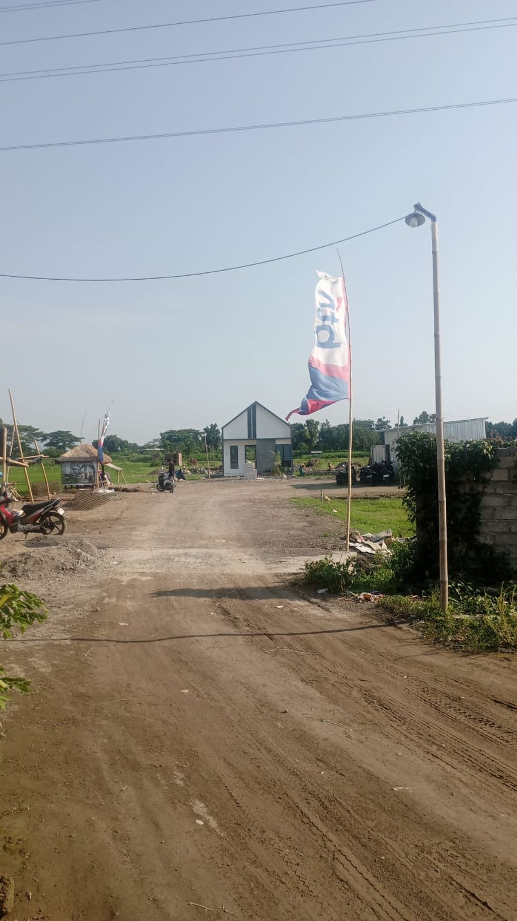 foto posisi tengah perumahan GRAHA JATIALAM 2