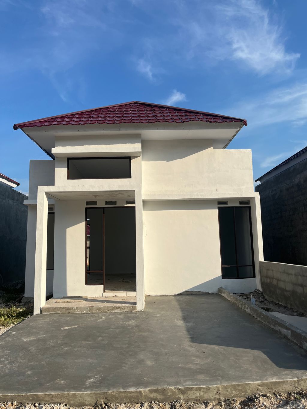foto contoh rumah perumahan Karang mulya Residence