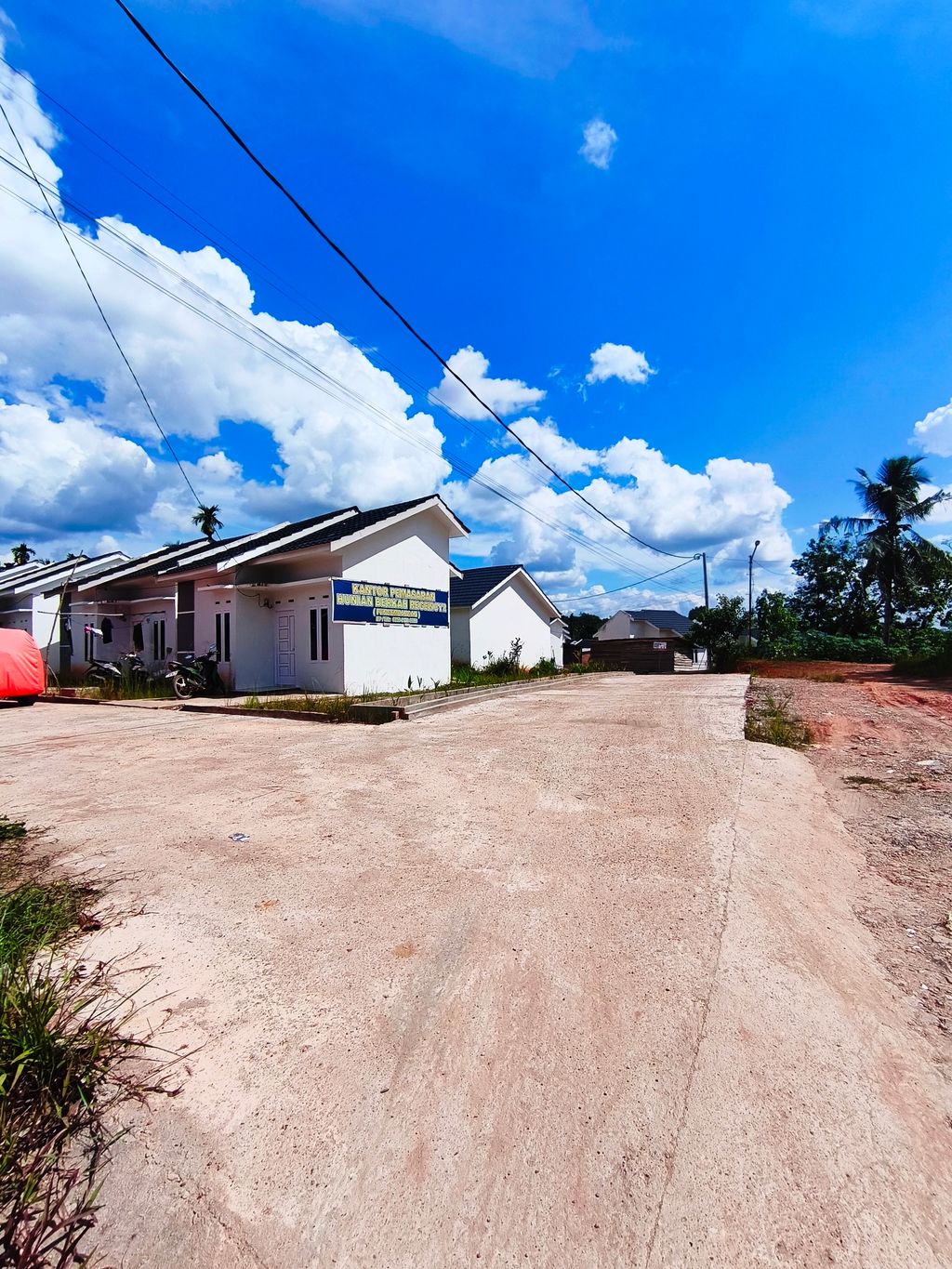 foto gerbang perumahan BERKAH REGENCY 2 PENGEMBANGAN