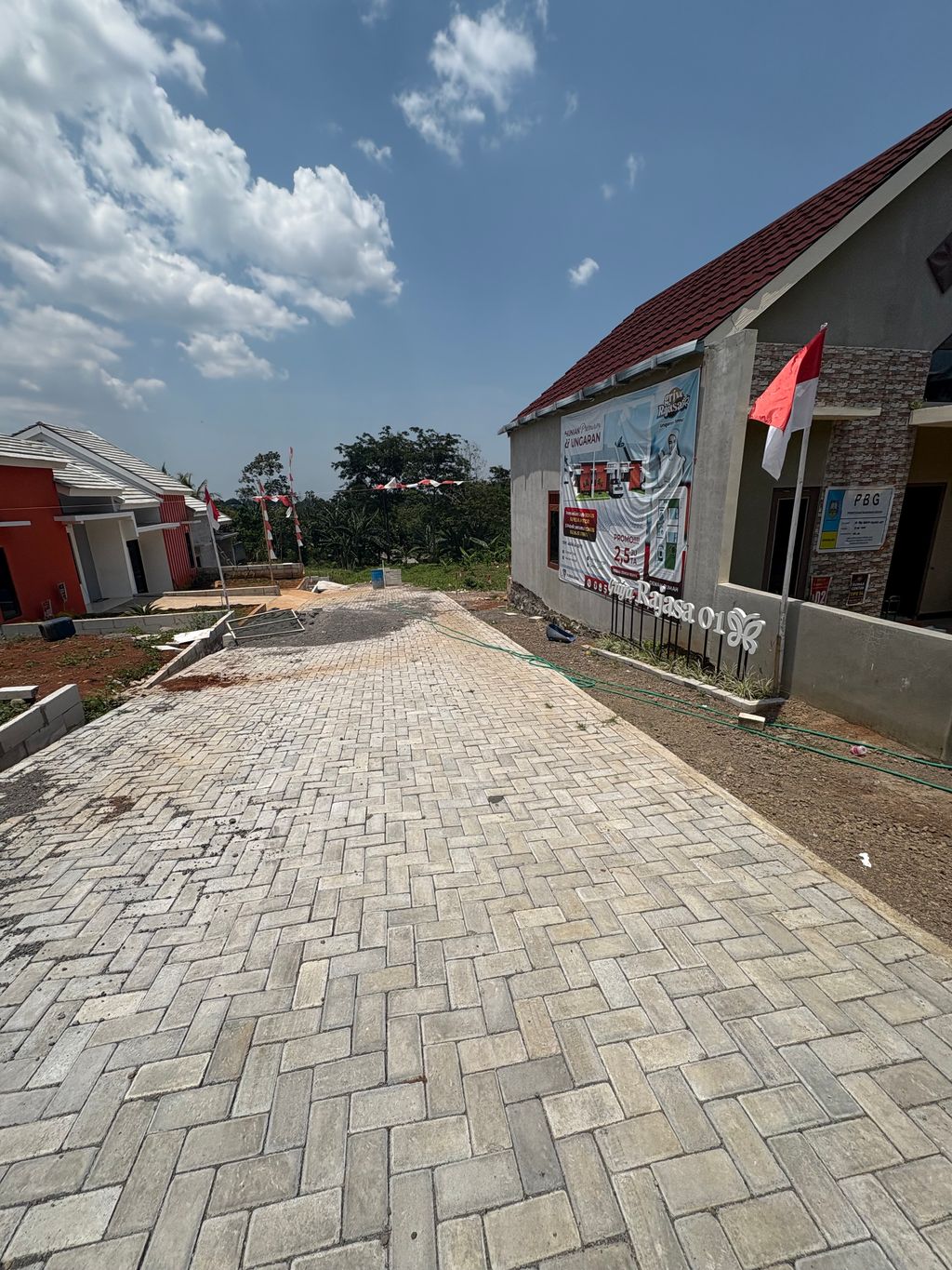 foto gerbang perumahan Griya Rajasa 01