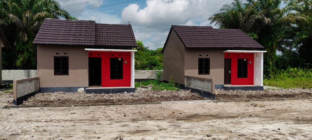 foto tampak rumah tipe 36 perumahan Grand sanur griya Tama IV