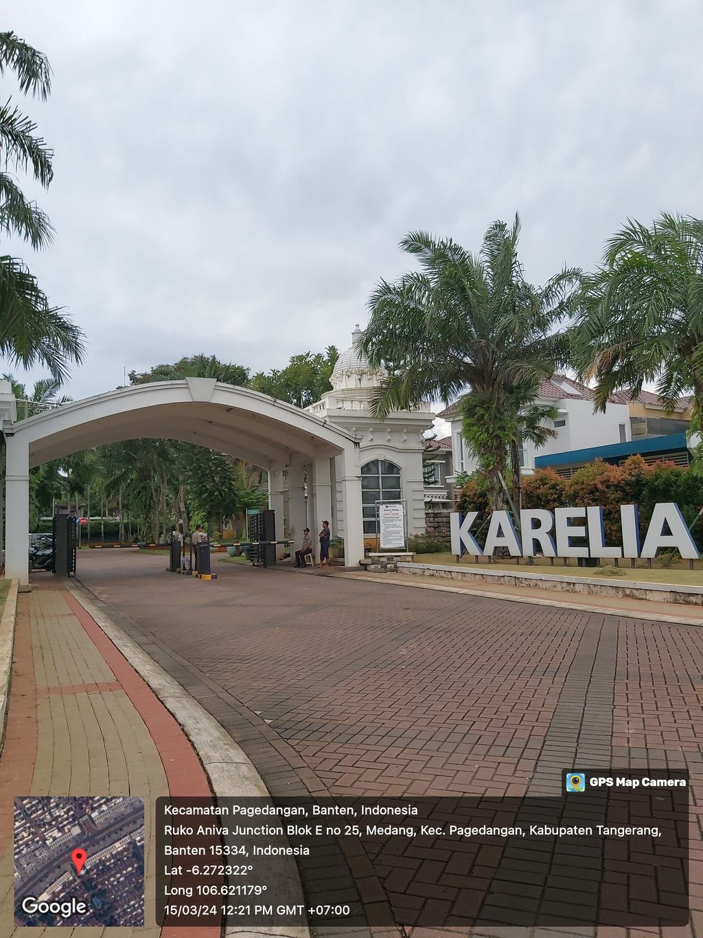 foto gerbang perumahan CLUSTER KARELIA VILLAGE
