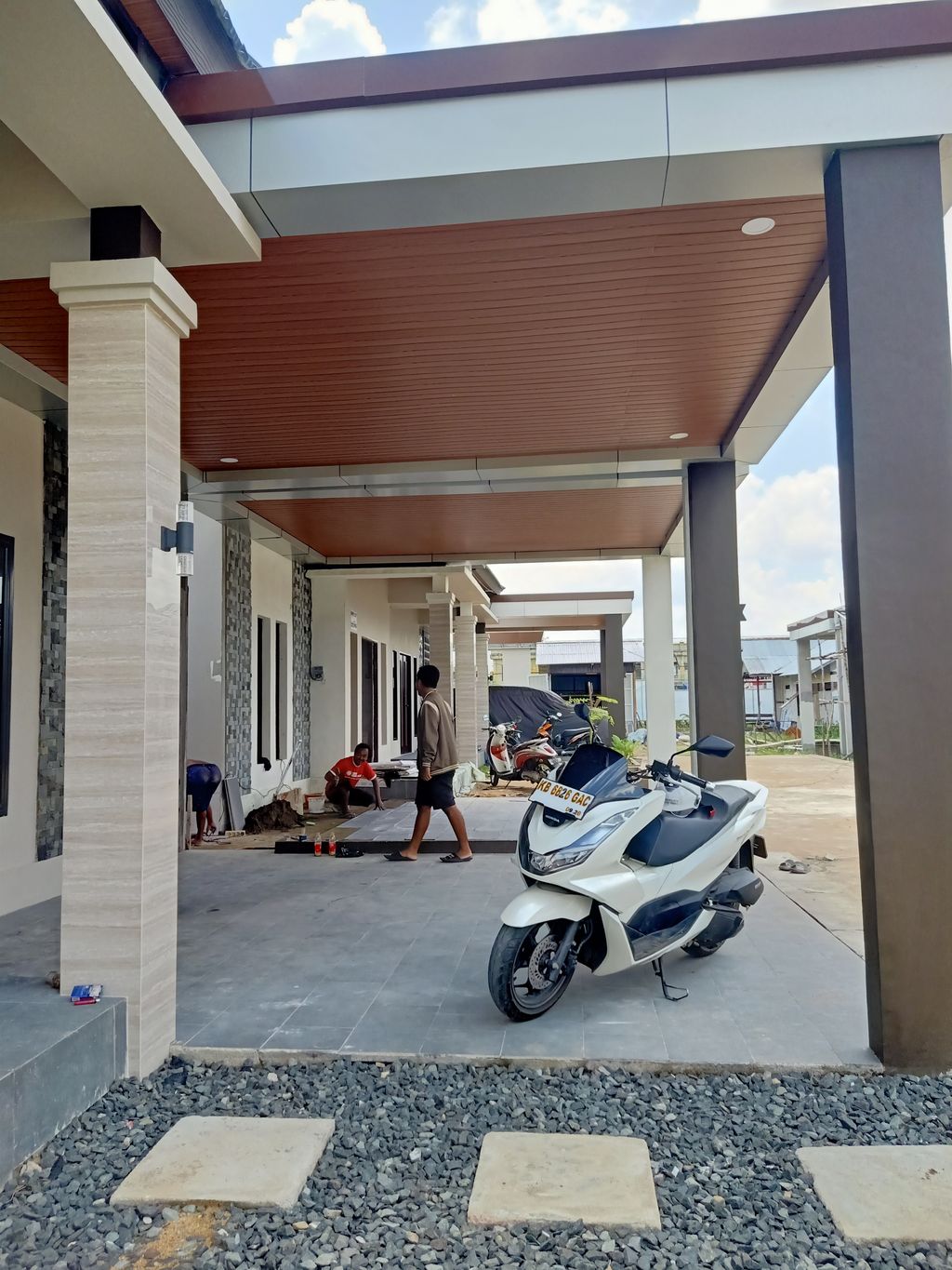 foto posisi tengah perumahan CLUSTER ROYAL ELITES WASANA AGUNG