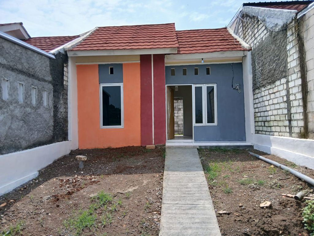 foto tampak rumah tipe 30/90 perumahan PERUM PERMATA MULIA REGENCY